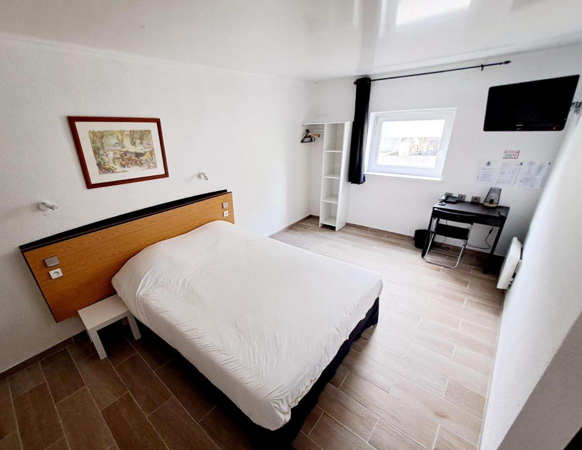 Crystal Hotel Saint Denis Basilique Εξωτερικό φωτογραφία