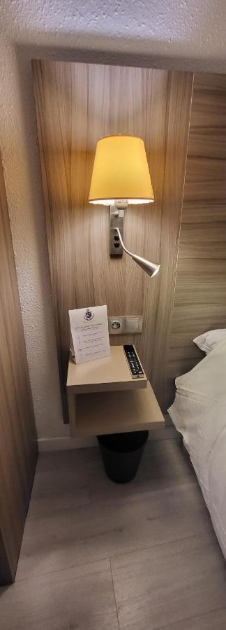 Crystal Hotel Saint Denis Basilique Εξωτερικό φωτογραφία