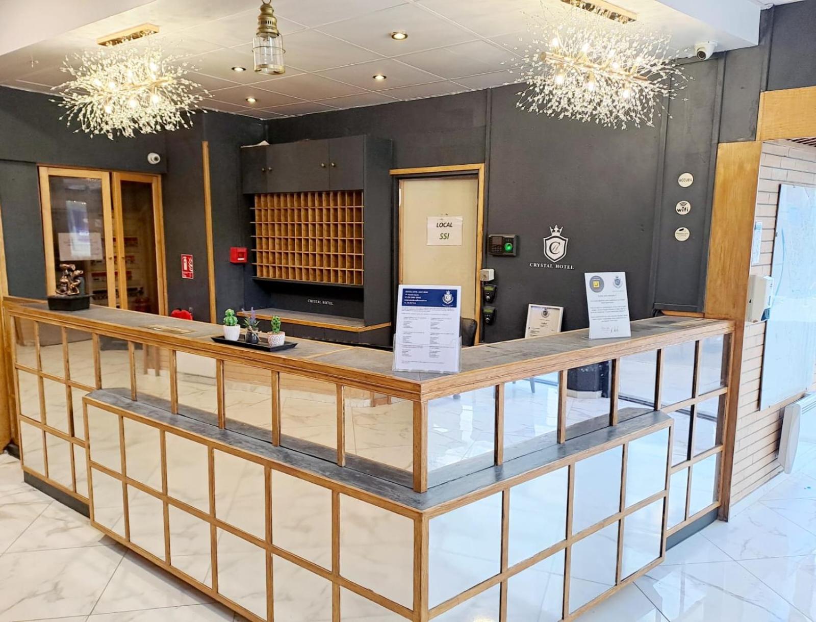 Crystal Hotel Saint Denis Basilique Εξωτερικό φωτογραφία
